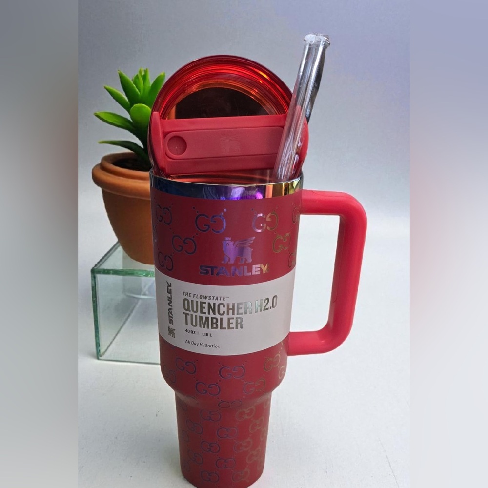 RED GG 40oz TUMBLER